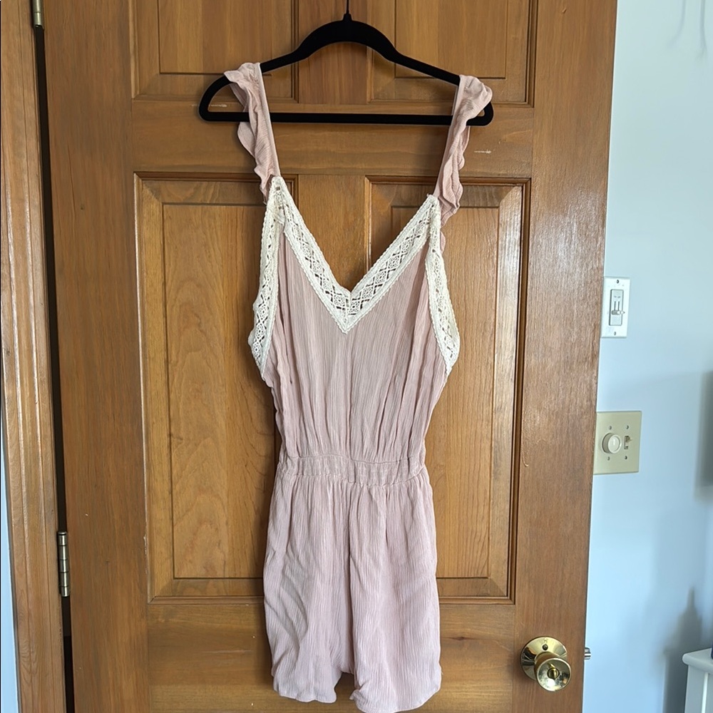 Women's Lace Trim Romper - Pink